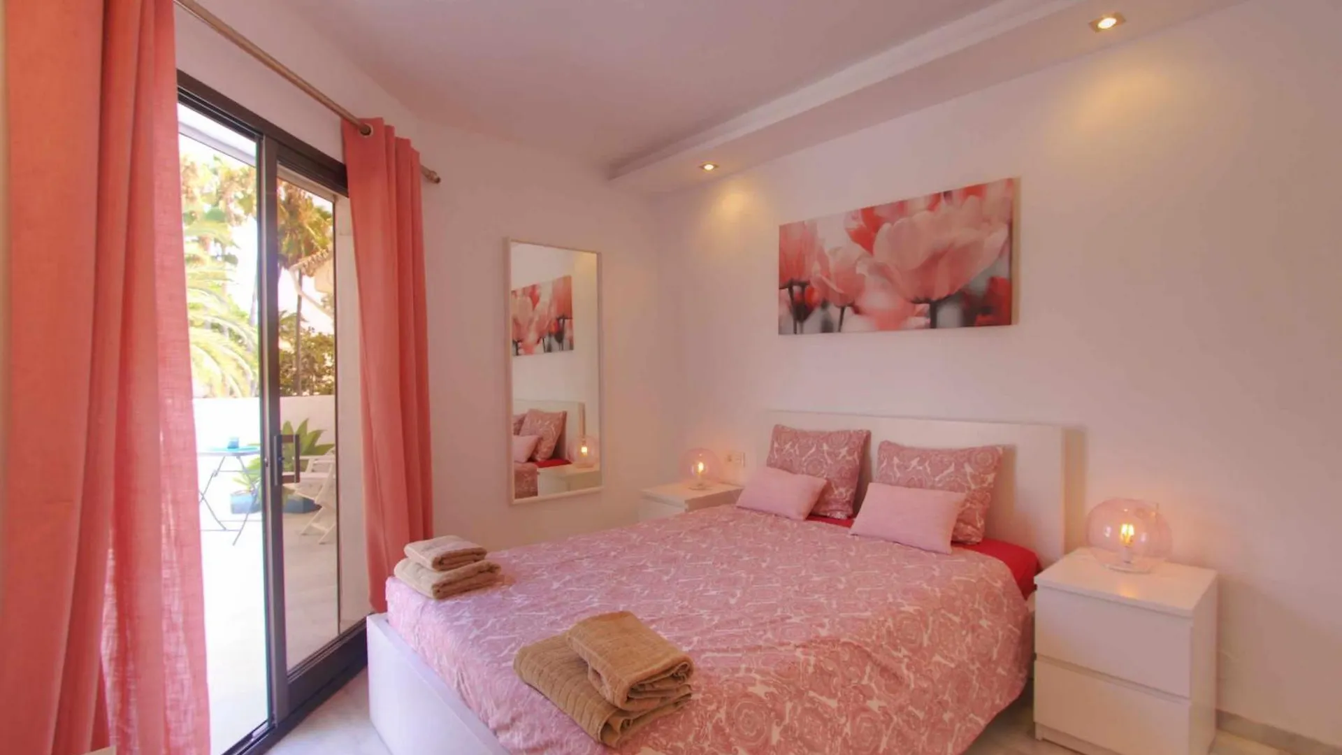1093 Modern Beach Apartment , Huge Terrace , Bbq Marbella