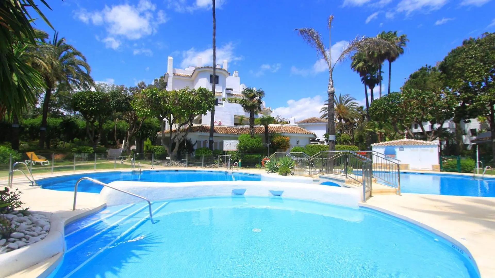1093 Modern Beach Apartment , Huge Terrace , Bbq Marbella 0*,  Spain